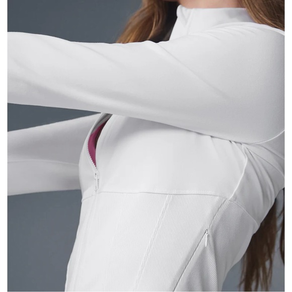 Alo Yoga Airbrush Corset Full Zip Jacket in White size XS - Picture 5 of 9